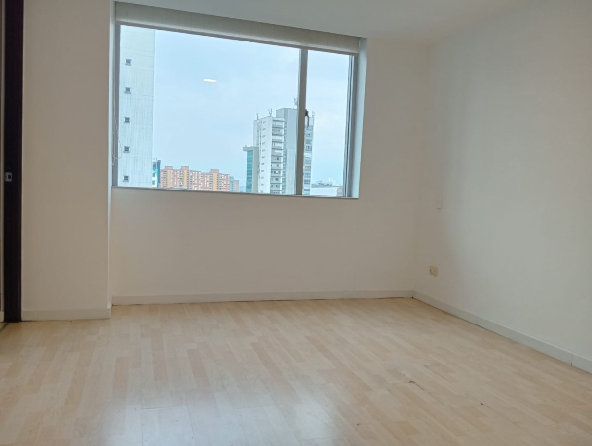 Apartamento en arriendo en El Poblado, Medellín · foto 9 de 24