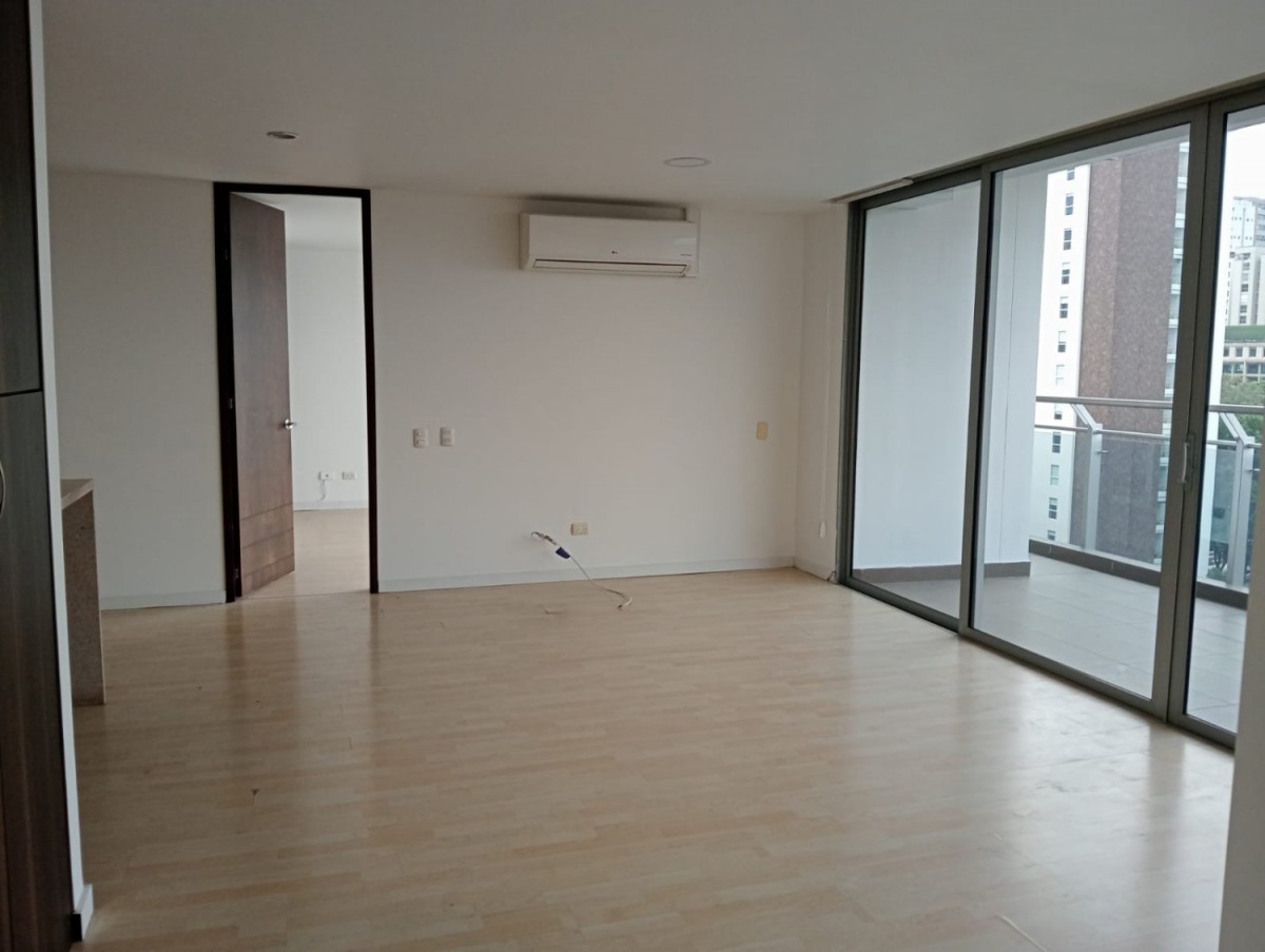 Apartamento en arriendo en El Poblado, Medellín · foto 10 de 24