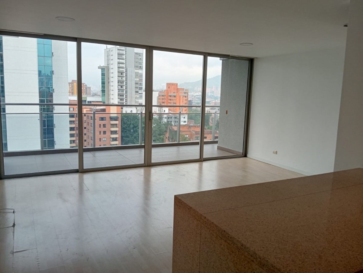 Apartamento en arriendo en El Poblado, Medellín · foto 12 de 24