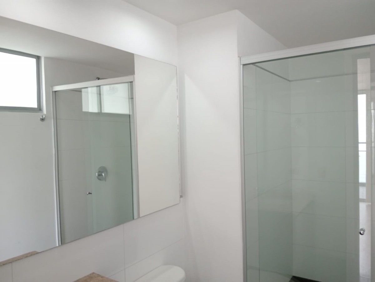 Apartamento en arriendo en El Poblado, Medellín · foto 16 de 24