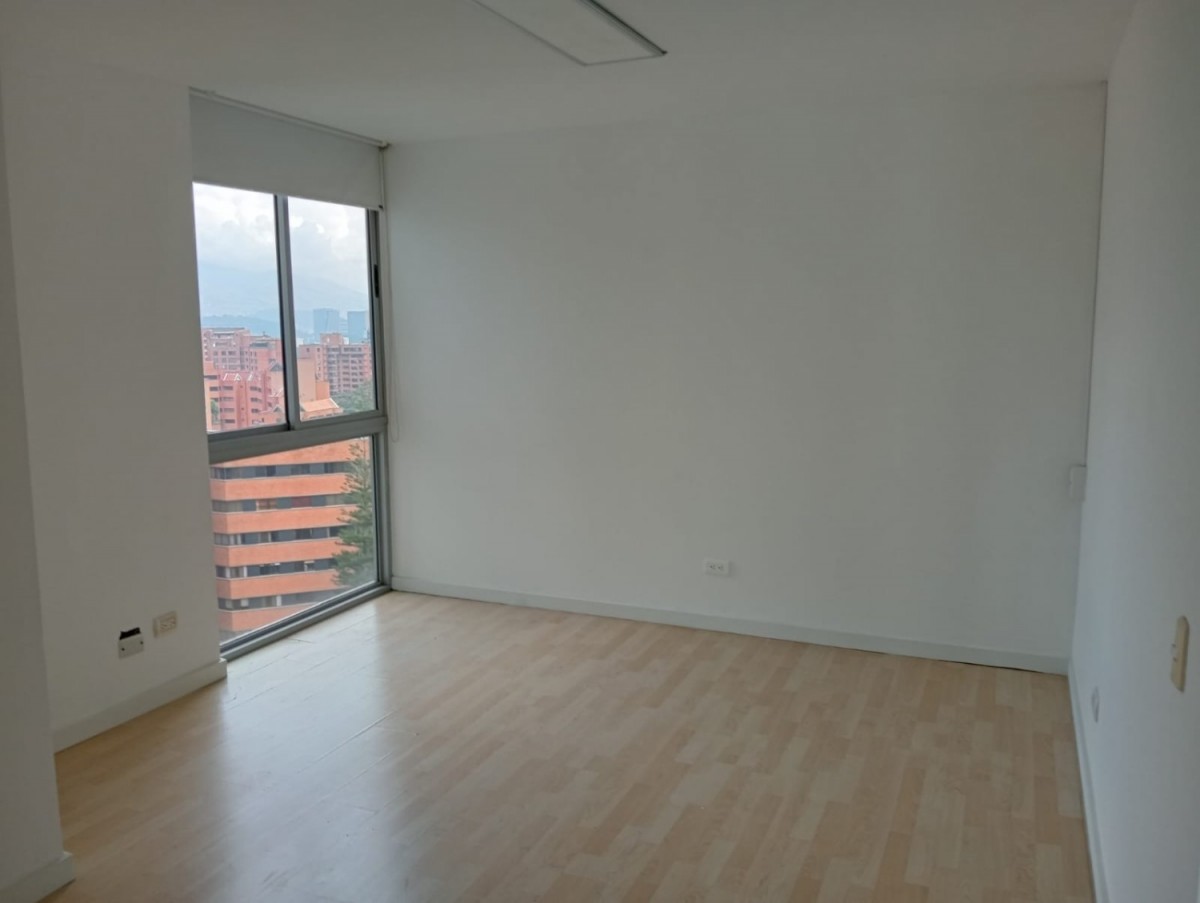 Apartamento en arriendo en El Poblado, Medellín · foto 19 de 24