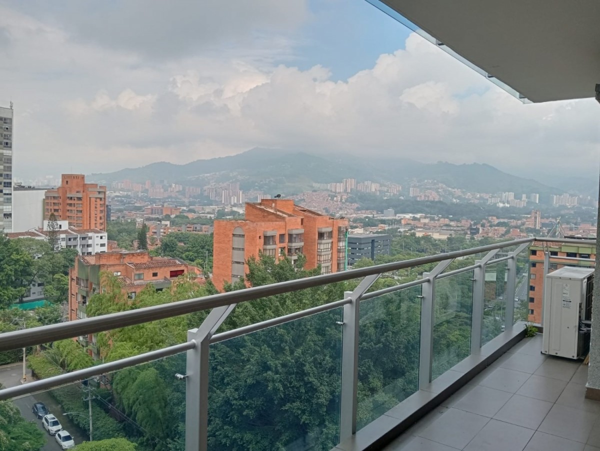 Apartamento en arriendo en El Poblado, Medellín · foto 22 de 24