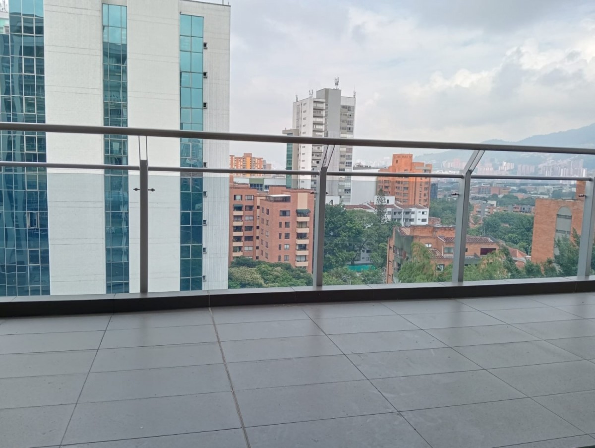 Apartamento en arriendo en El Poblado, Medellín · foto 24 de 24