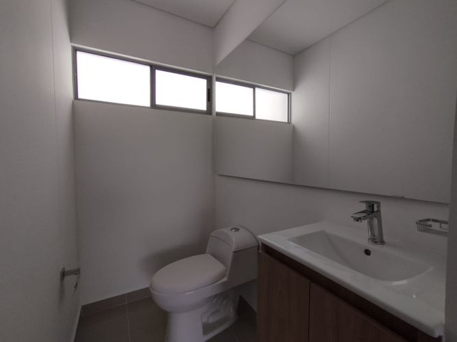 Apartamento de 3 alcobas en venta en El Portal, Envigado, 206 m² · foto 5 de 22