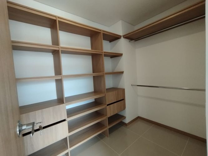 Apartamento de 3 alcobas en venta en El Portal, Envigado, 206 m² · foto 15 de 22