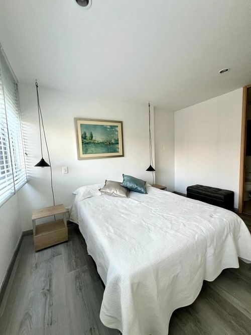 Apartamento de 2 alcobas en arriendo en El Poblado, Medellín, 71 m² · foto 4 de 14
