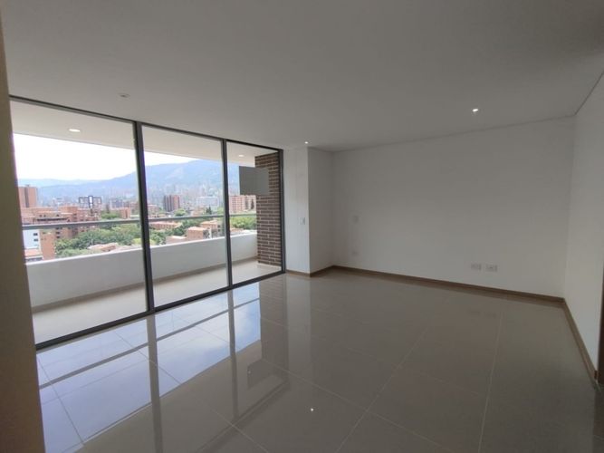 Apartamento de 3 alcobas en venta en El Portal, Envigado, 206 m² · foto 19 de 22