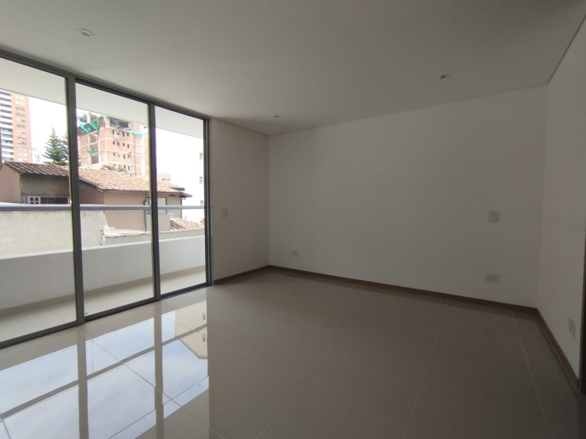 Apartamento en venta en El Portal, Envigado · foto 4 de 17