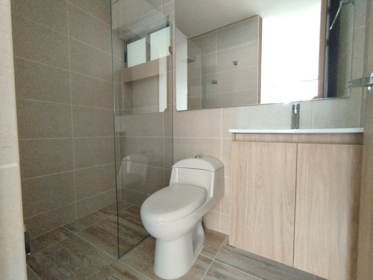 Apartamento en venta en El Portal, Envigado · foto 5 de 17