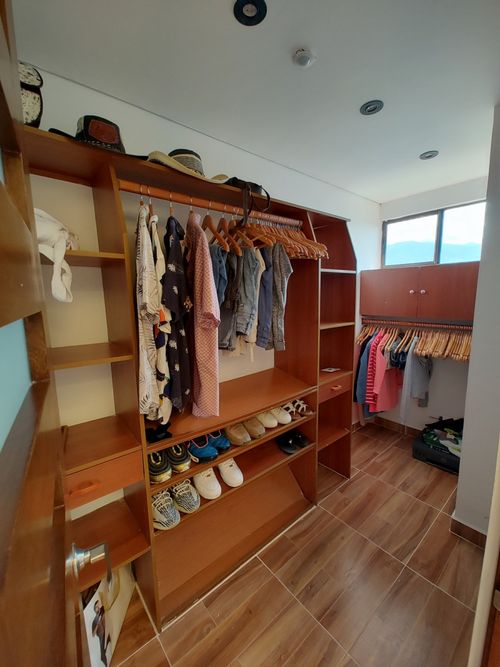 Apartamento de 4 alcobas en arriendo en La Frontera, Medellín, 206 m² · foto 17 de 17