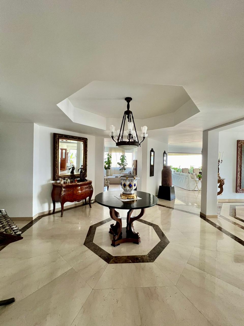 Apartamento en venta en Normandia, Cali · foto 2 de 24