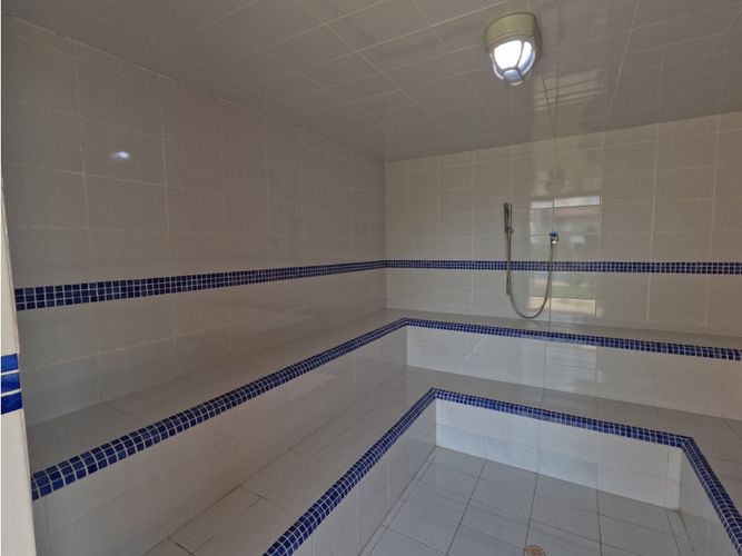 Casa de 4 alcobas en venta en El Castillo, Jamundí, 218 m² · foto 10 de 24