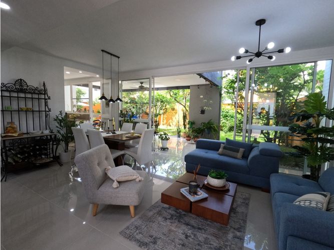 Casa de 4 alcobas en venta en El Castillo, Jamundí, 218 m² · foto 21 de 24