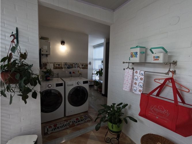 Casa de 4 alcobas en venta en El Castillo, Jamundí, 218 m² · foto 23 de 24