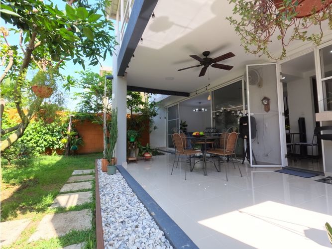Casa de 4 alcobas en venta en El Castillo, Jamundí, 218 m² · foto 24 de 24