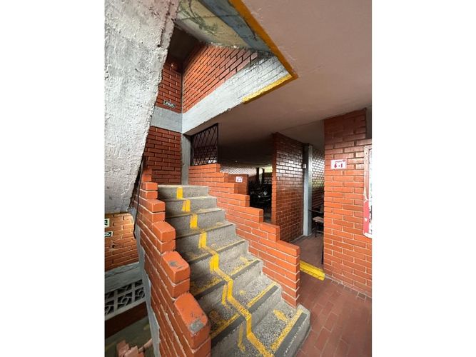Edificio en venta en Villas De Veracruz, Cali, 728 m² · foto 10 de 24