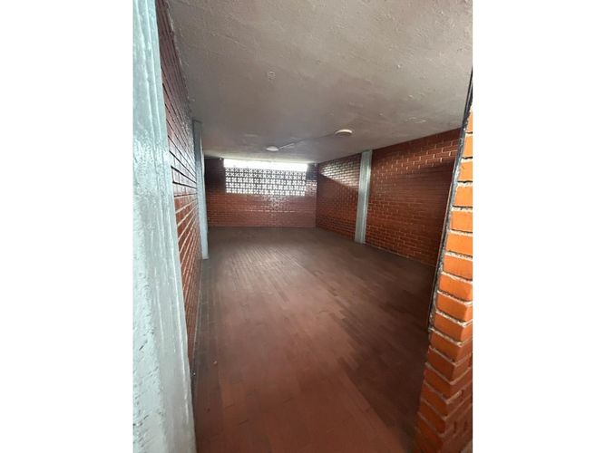 Edificio en venta en Villas De Veracruz, Cali, 728 m² · foto 18 de 24