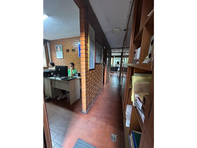 Edificio en arriendo en Villas De Veracruz, Cali, 728 m² · foto 17 de 24