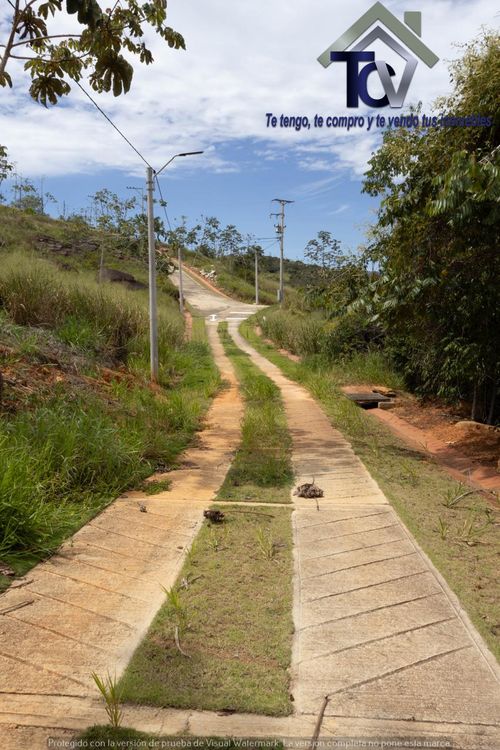 Lote en venta en Ruitoque Bajo, Floridablanca, 1110 m² · foto 3 de 9