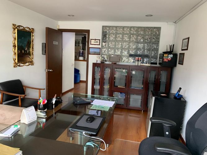 Casa de 5 alcobas en venta en Campin, Bogotá, 500 m² · foto 3 de 14