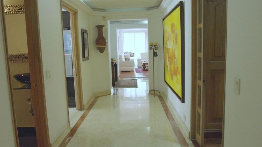 Apartamento de 4 alcobas en venta en La Carolina, Bogotá, 230 m² · foto 14 de 18