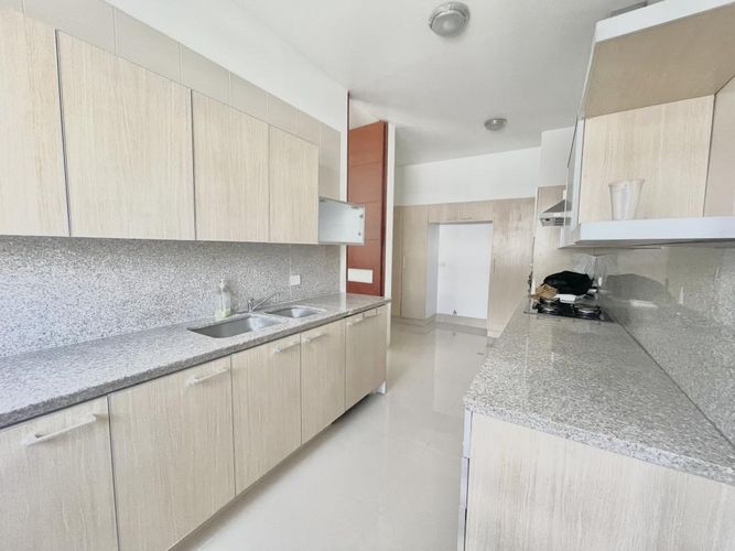 Apartamento de 3 alcobas en venta en Chico Norte, Bogotá, 240 m² · foto 6 de 20