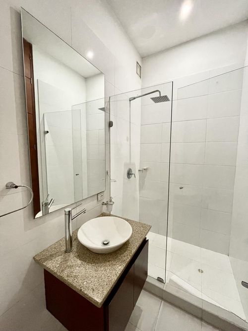 Apartamento de 3 alcobas en venta en Chico Norte, Bogotá, 240 m² · foto 11 de 20