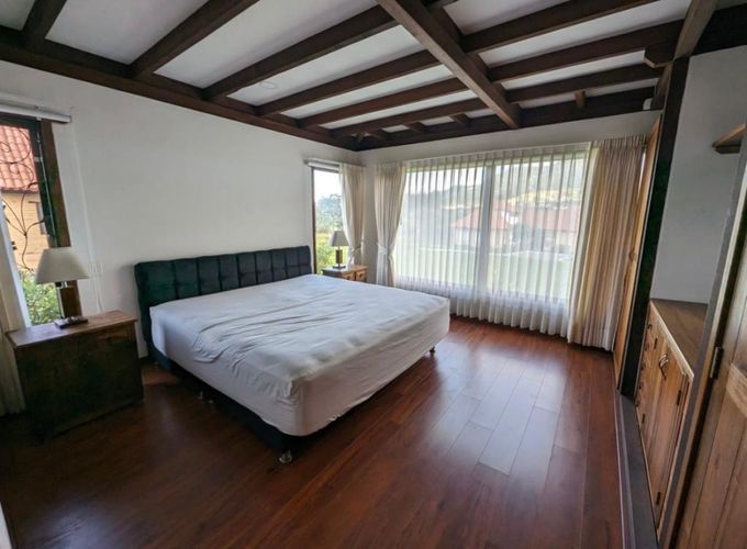 Casa de 3 alcobas en venta en Echavarria, Madrid, 168 m² · foto 19 de 24