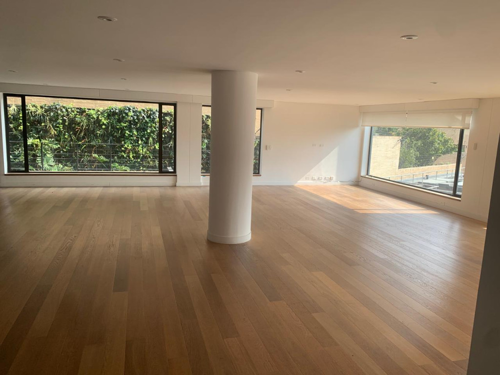 Apartamento en venta en Chico Norte, Bogotá · foto 2 de 20