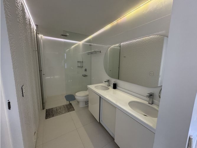 Casa de 3 alcobas en venta en Cambulos, Pereira, 255 m² · foto 12 de 21