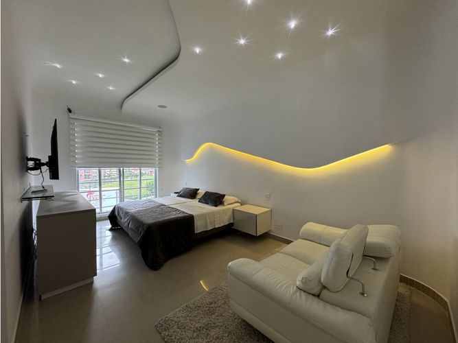 Casa de 3 alcobas en venta en Cambulos, Pereira, 255 m² · foto 13 de 21