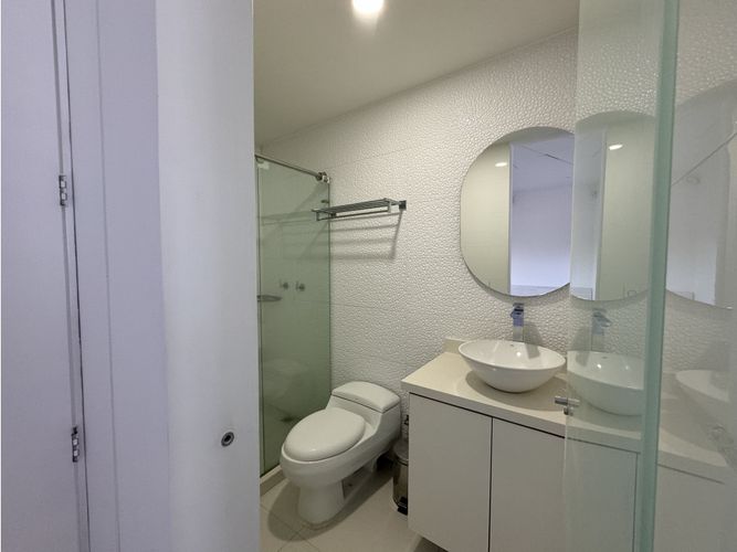 Casa de 3 alcobas en venta en Cambulos, Pereira, 255 m² · foto 16 de 21
