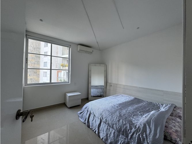 Casa de 3 alcobas en venta en Cambulos, Pereira, 255 m² · foto 18 de 21