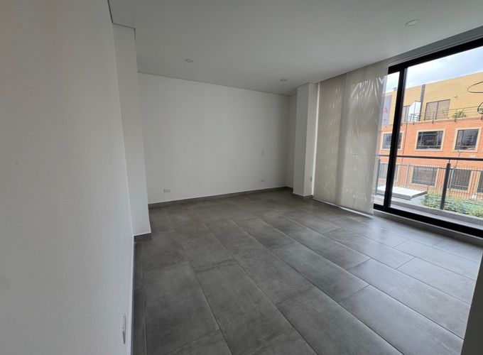 Casa de 4 alcobas en arriendo en Cota, 320 m² · foto 5 de 16