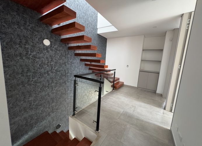 Casa de 4 alcobas en arriendo en Cota, 320 m² · foto 14 de 16
