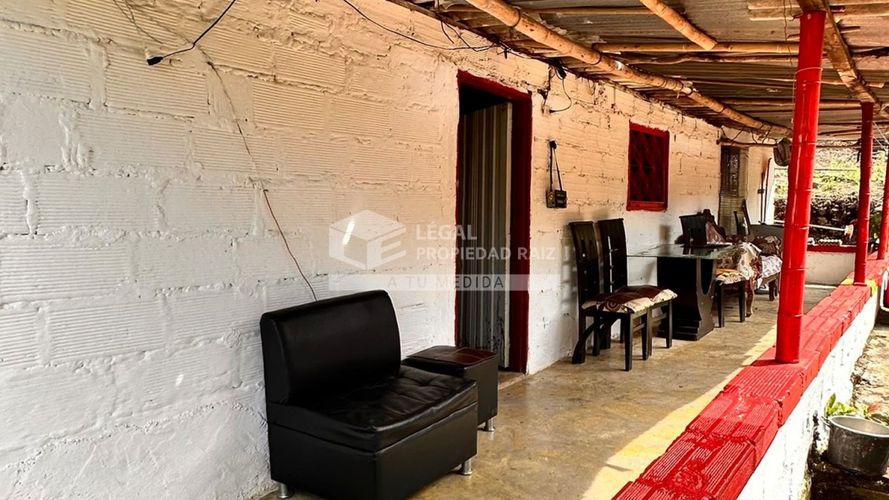 Finca en venta en Quitasol, Bello, 200 m² · foto 11 de 24