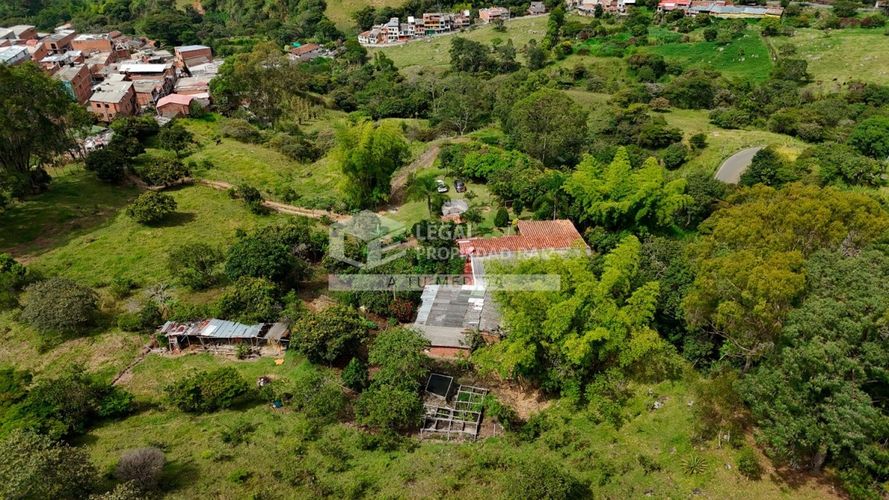 Finca en venta en Quitasol, Bello, 200 m² · foto 13 de 24