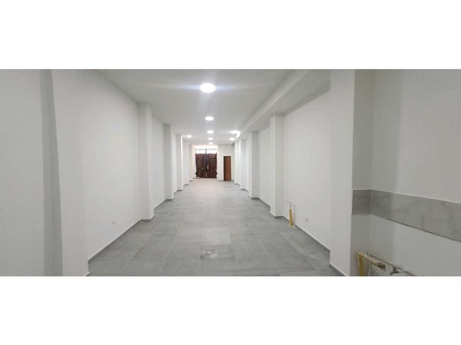 Bodega en arriendo en La Milagrosa, Medellín, 95 m² · foto 2 de 13