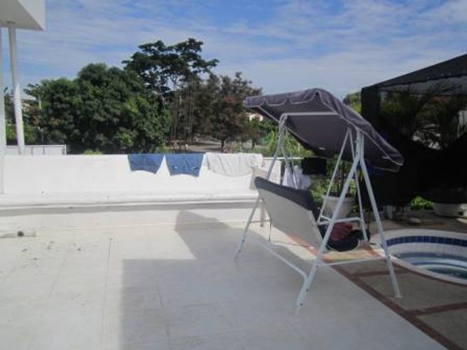 Casa de 3 alcobas en venta en Ricaurte, 408 m² · foto 5 de 21