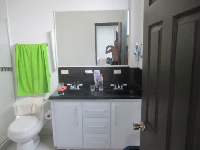Casa de 3 alcobas en venta en Ricaurte, 408 m² · foto 12 de 21