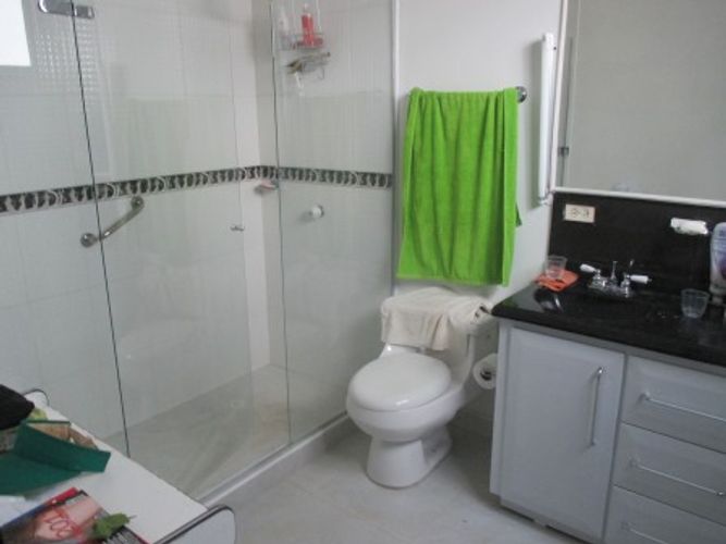 Casa de 3 alcobas en venta en Ricaurte, 408 m² · foto 18 de 21