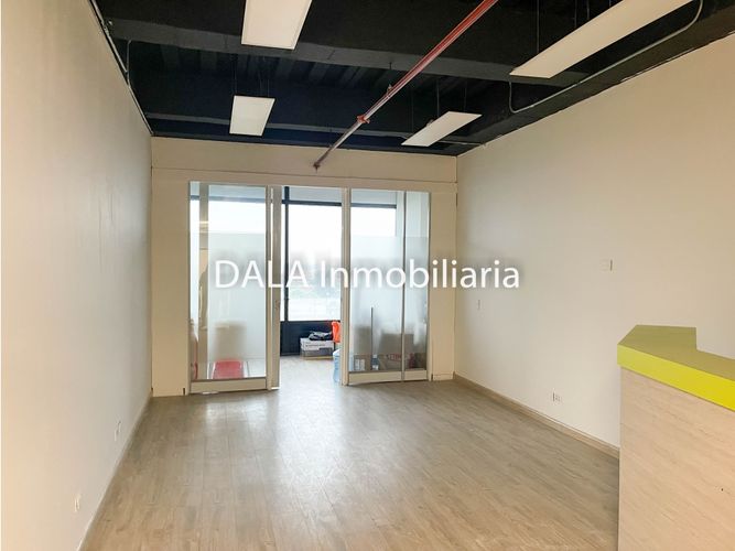 Oficina en venta en El Misterio, Cajicá, 38 m² · foto 2 de 9