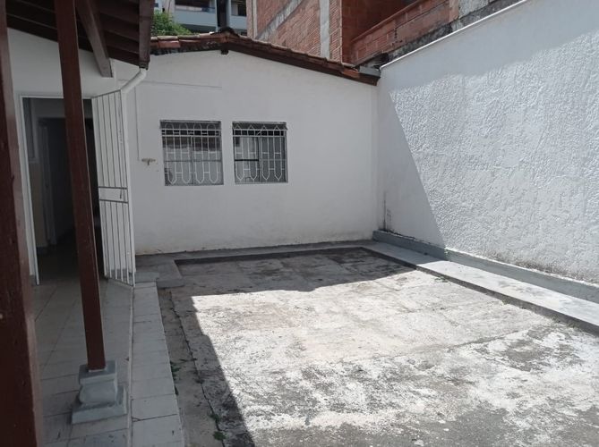Local en arriendo en Belén, Medellín, 200 m² · foto 16 de 19