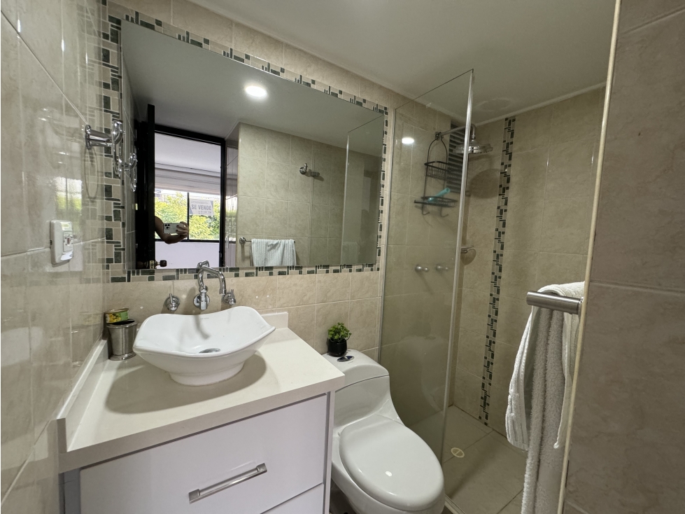 Apartamento en venta en Pinares, Pereira · foto 2 de 12