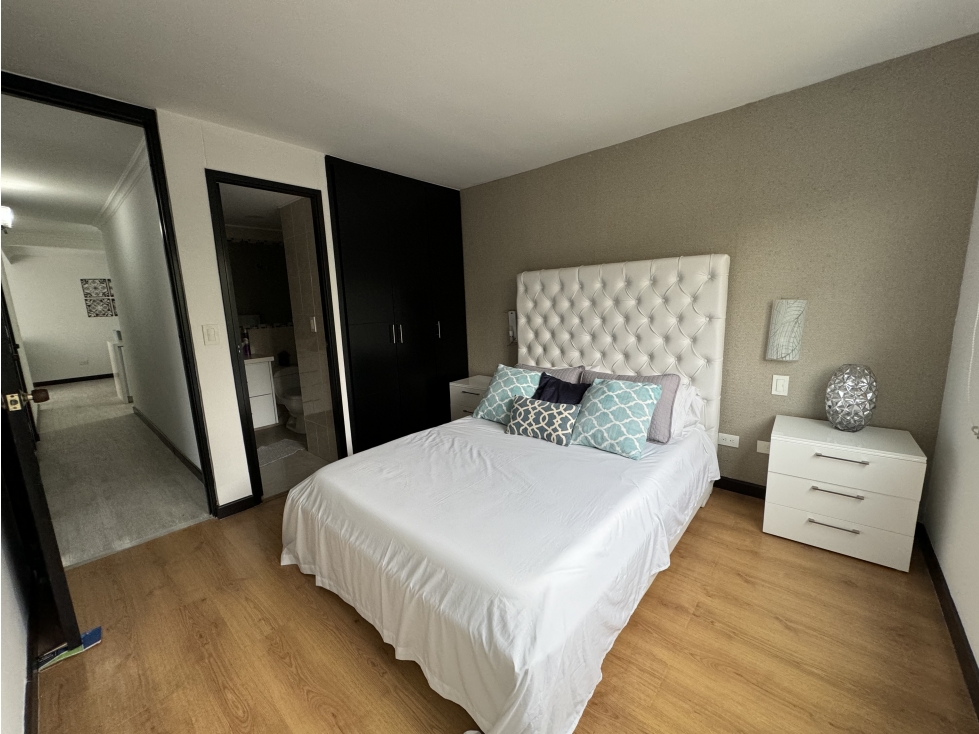 Apartamento en venta en Pinares, Pereira · foto 7 de 12