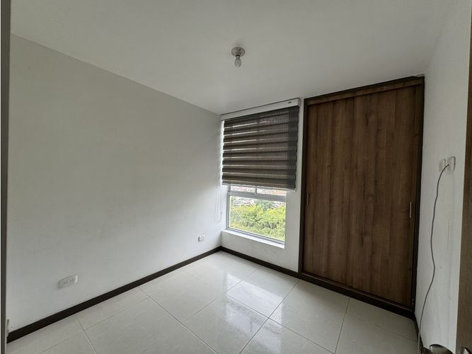 Apartamento de 3 alcobas en venta en Antonio Jose Valencia, Pereira, 72 m² · foto 4 de 12