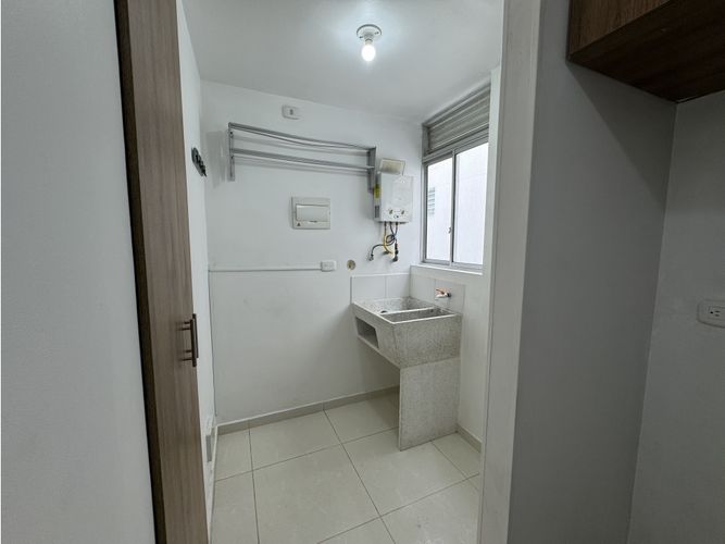 Apartamento de 3 alcobas en venta en Antonio Jose Valencia, Pereira, 72 m² · foto 6 de 12