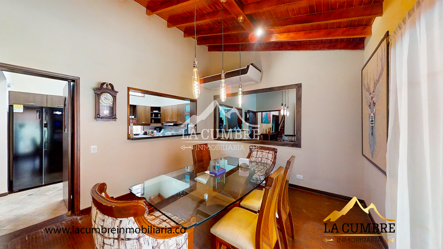 Casa de 5 alcobas en venta en El Campestre, Medellín, 600 m² · foto 3 de 19