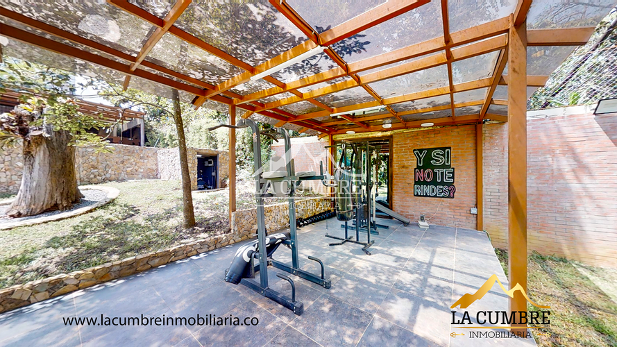 Casa de 5 alcobas en venta en El Campestre, Medellín, 600 m² · foto 13 de 19