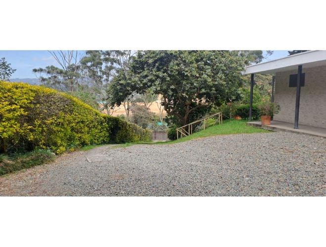 Finca en venta en La Clara, Guarne, 3900 m² · foto 22 de 24